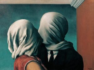 Dipinto che raffigura due amanti che si baciano bendati 